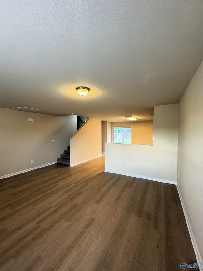 Building Photo - 269 Bermuda Lakes Dr