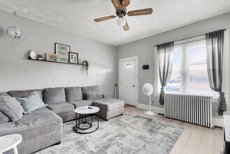Building Photo - 3 BR 2 bath Bloomfield/Upper Lawrenceville...