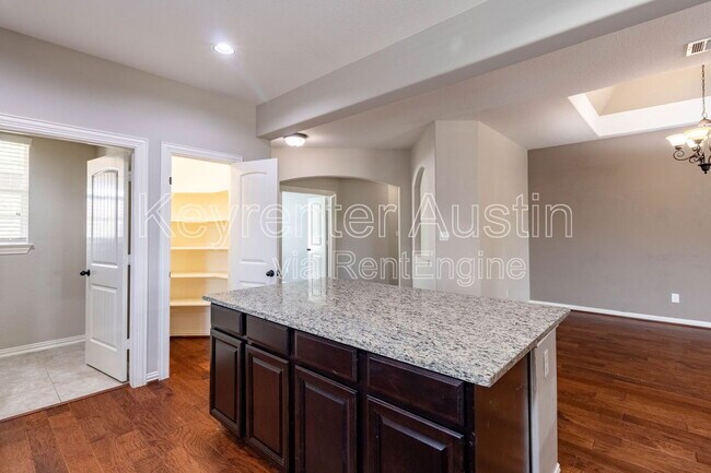 Building Photo - 188 Orchard Hill Trail