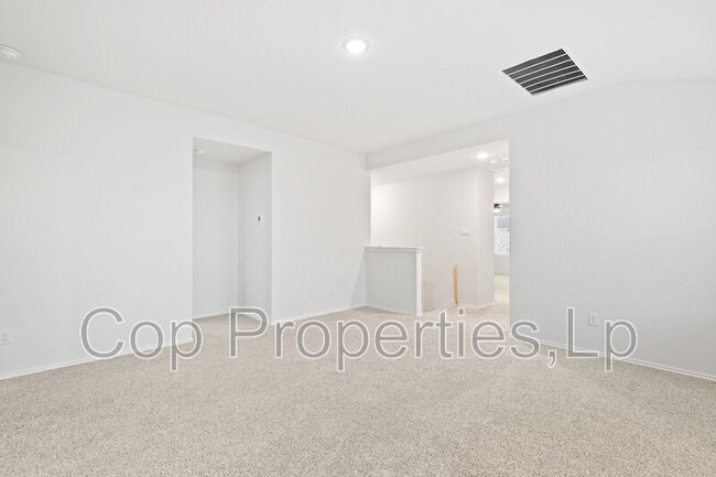 Building Photo - 374 Wayne Wy