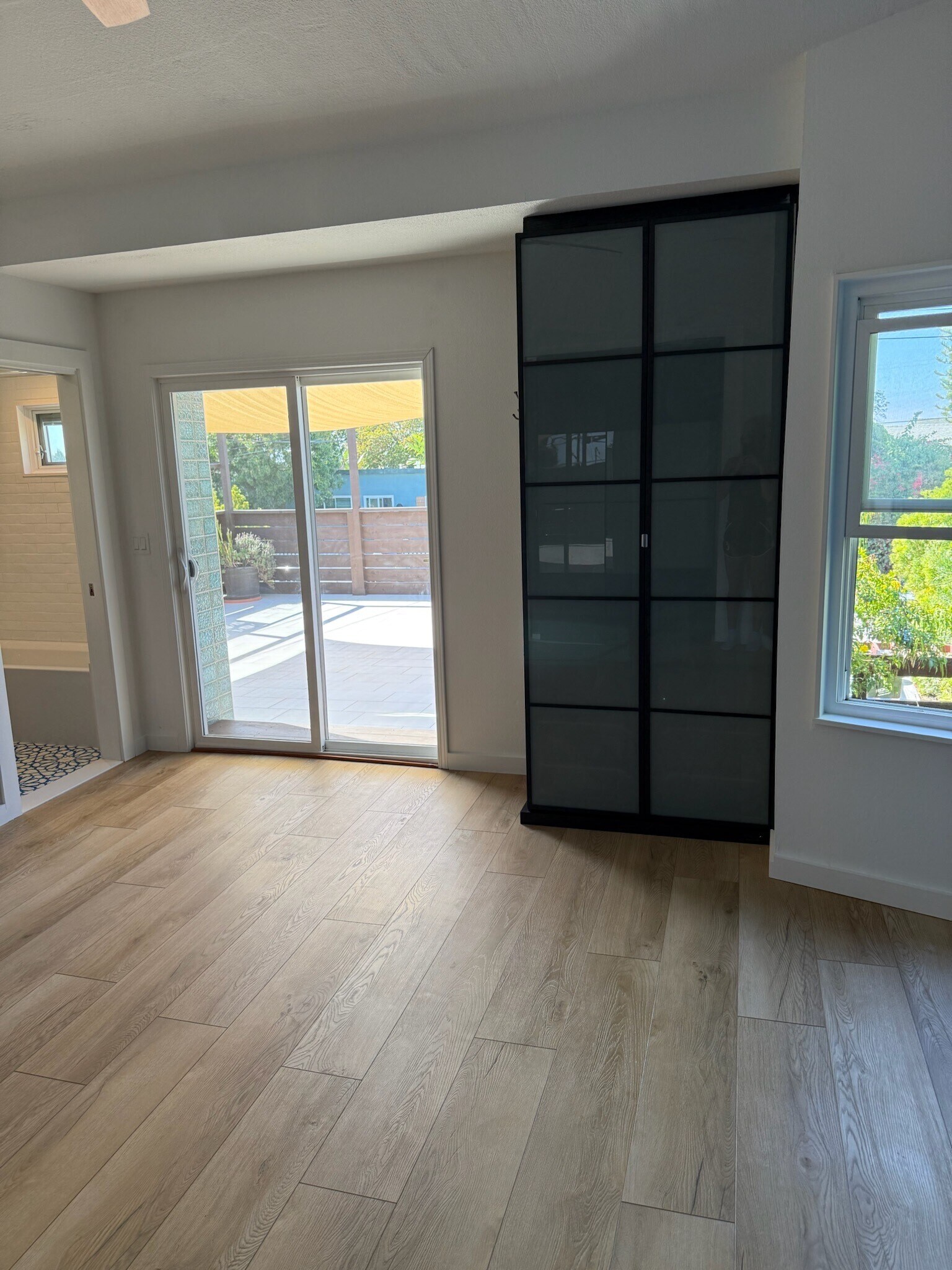 Building Photo - 2271 Edinburg Ave