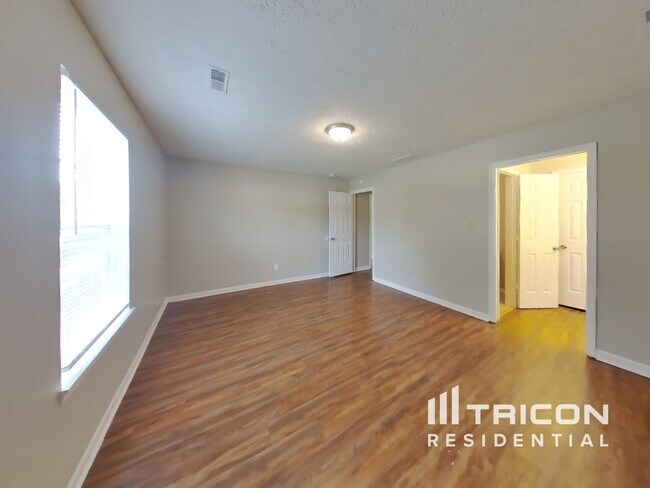 Building Photo - 12115 Mockernut Ct