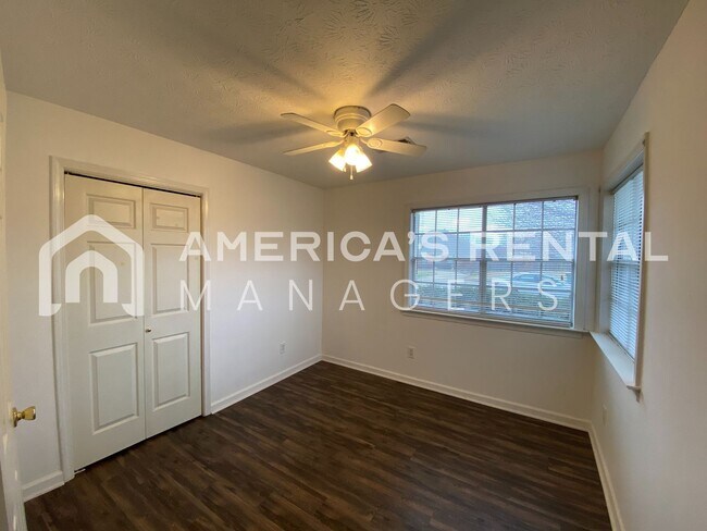 Building Photo - 7936 Copperfield Dr