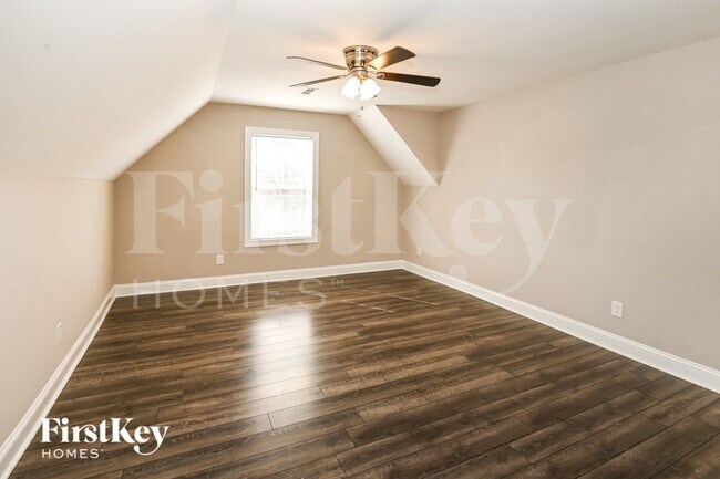 Building Photo - 119 Cline St