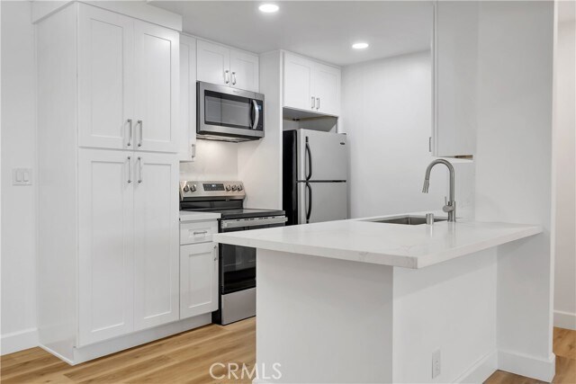 Building Photo - 28947 E Thousand Oaks Blvd