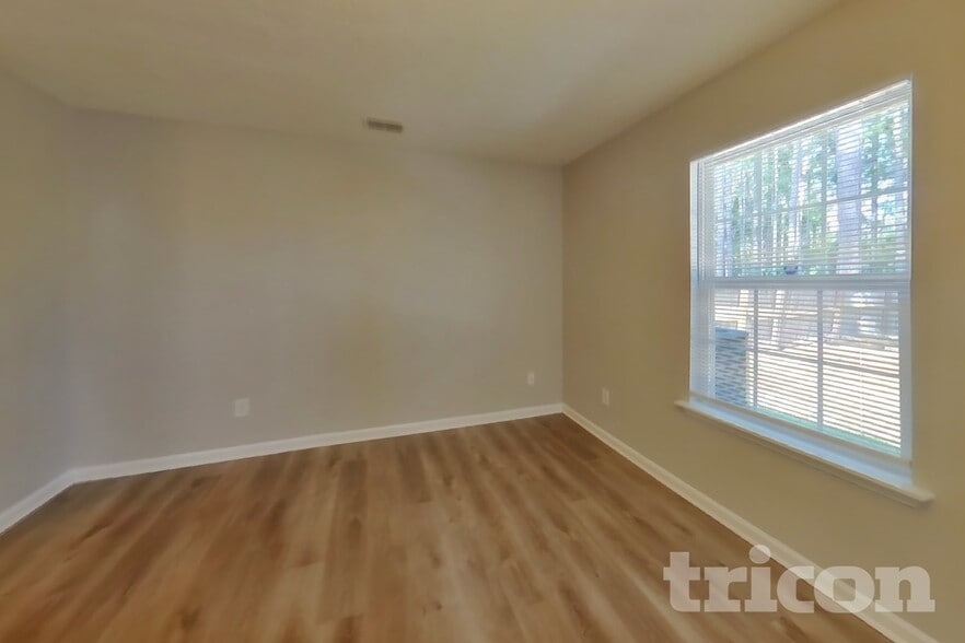 Building Photo - 121 Rabon Springs Rd