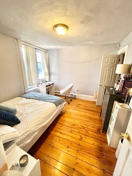 Building Photo - 15 Sewall St