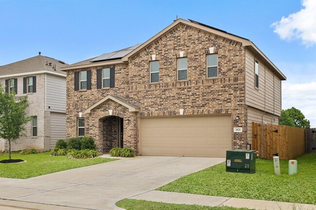 Primary Photo - 4826 Hickory Deer Ln