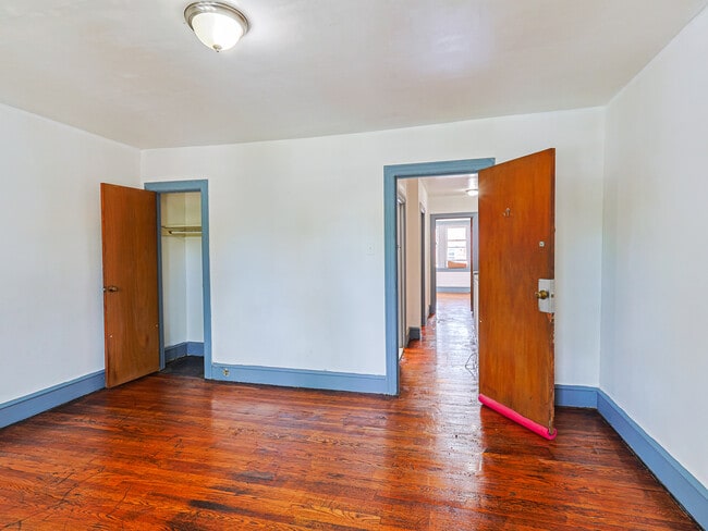 Building Photo - 3359 Tyson Ave