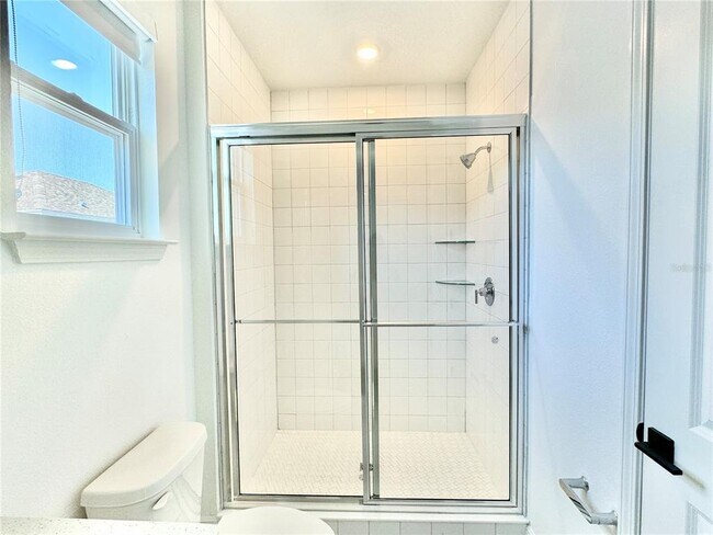 Building Photo - 9629 Saramago Aly