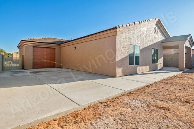 Building Photo - BE THE FIRST IN THIS BEAUTIFUL NEW HOME!