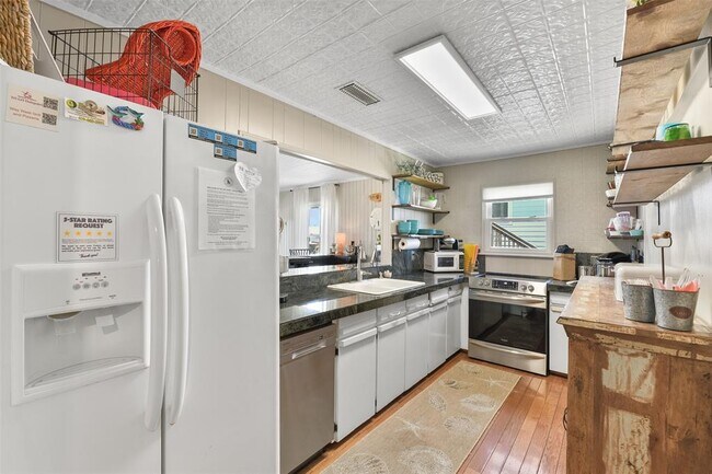 Building Photo - 4135 Fort Bend Dr