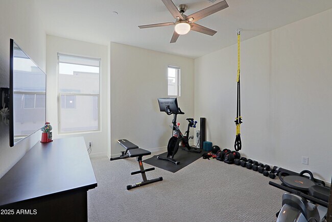 Building Photo - 7350 E Vista Bonita Dr