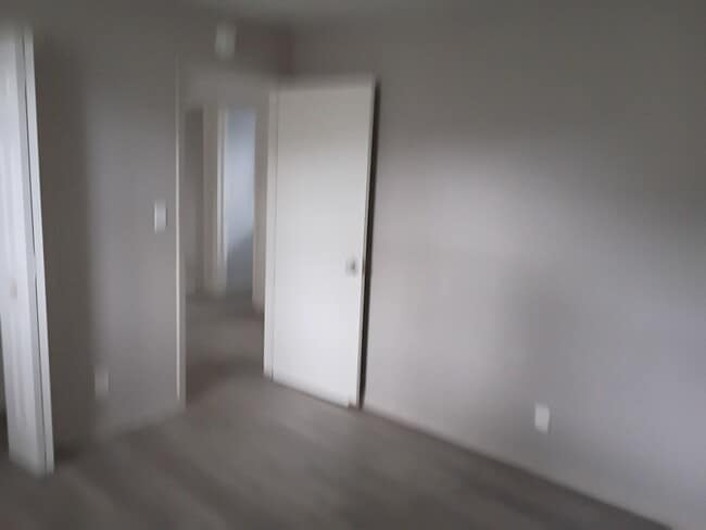 Building Photo - 5659 Ansley St