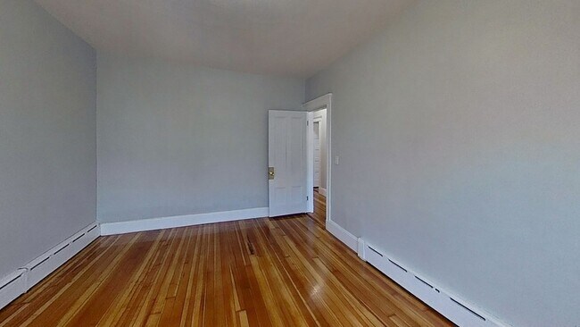 Building Photo - 152 Minot St