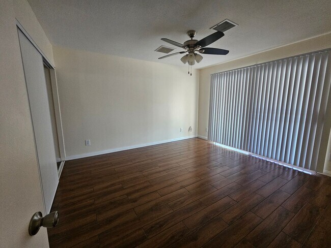 Building Photo - PRICE REDUCED!!!  3 BED/2BATH