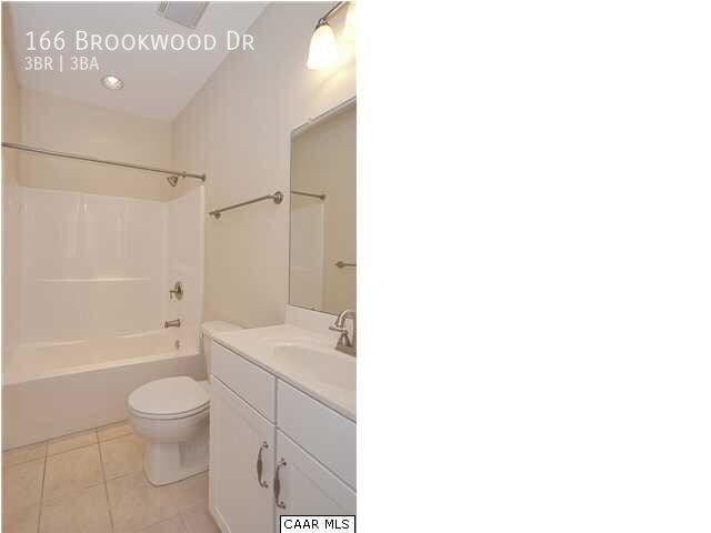 Building Photo - 166 Brookwood Dr
