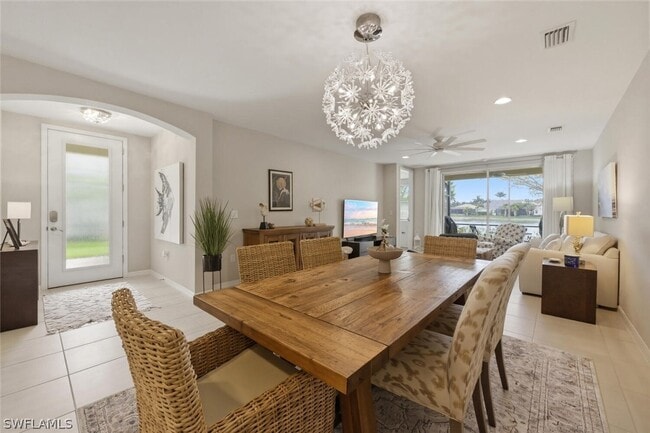 Building Photo - 14827 Edgewater Cir