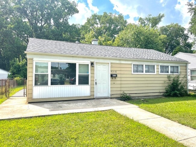 Primary Photo - Renovated Hammond Home 3 Beds 1 Bath