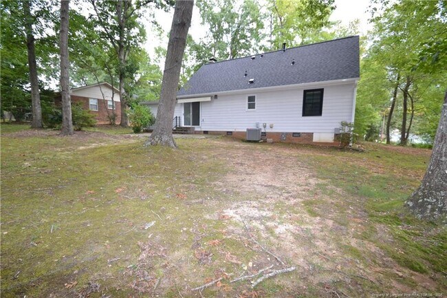 Building Photo - 1436 Lake Pine Dr