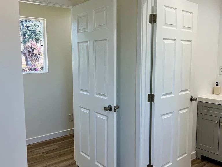 Building Photo - 9429 S 2nd Ave