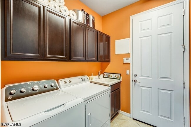 Building Photo - 8650 Palermo Ct