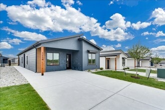 Building Photo - Beautiful Five Bedroom, Two Bathroom Falcon Falls