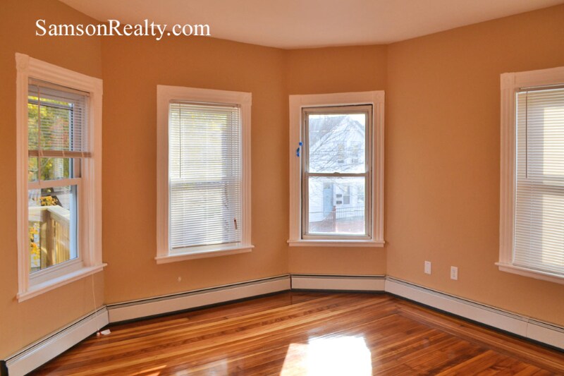 Building Photo - 174 Gano St