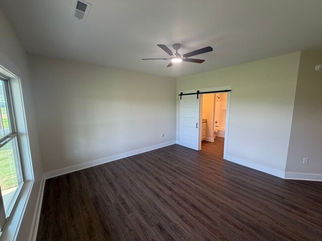 Building Photo - 225 Deer Trail
