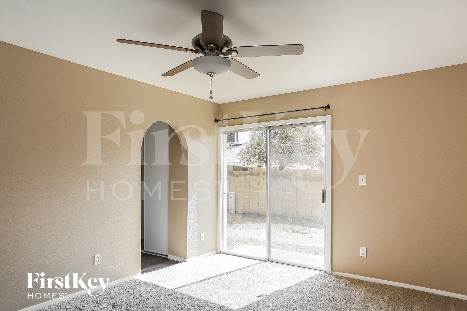 Building Photo - 5015 W Mercer Ln