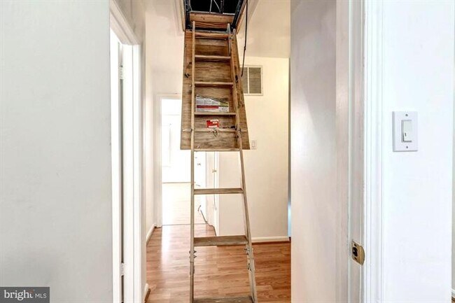 Building Photo - 13676 Barren Springs Ct