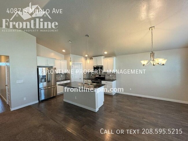 Building Photo - 4087 S Murlo Ave