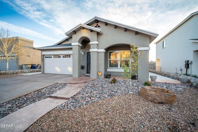 Building Photo - 11364 Bullseye St