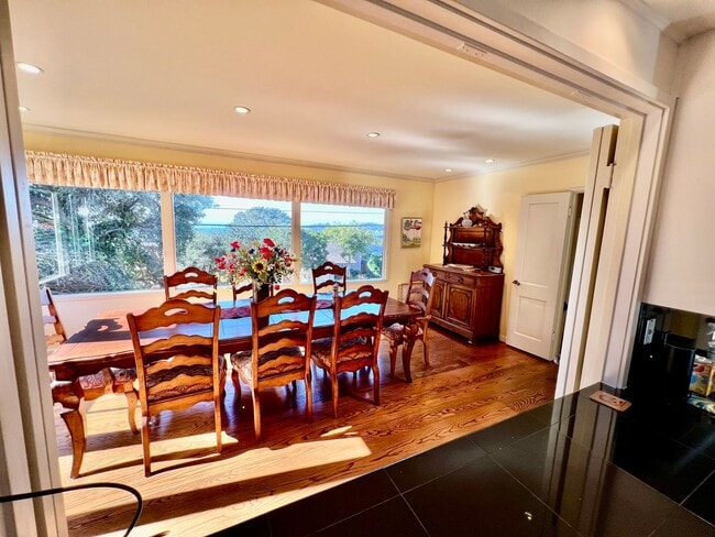 Building Photo - Charming and Accommodating Carmel-by-the-Sea Home coming soon!