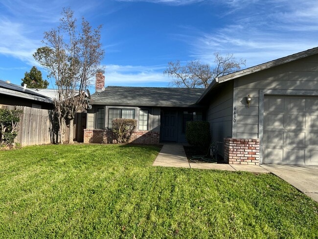 Building Photo - 6650 Birnam St