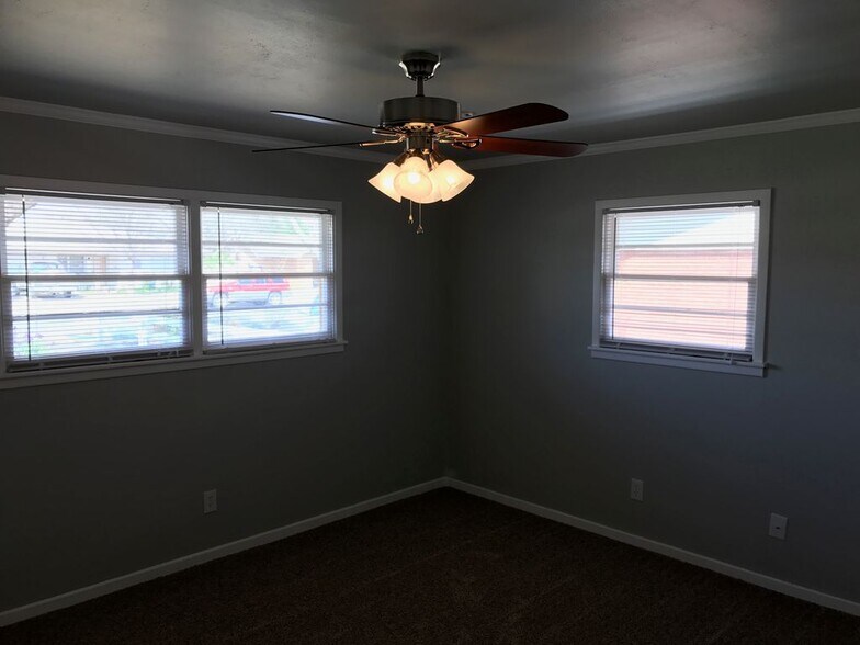 Building Photo - 4907 11th St