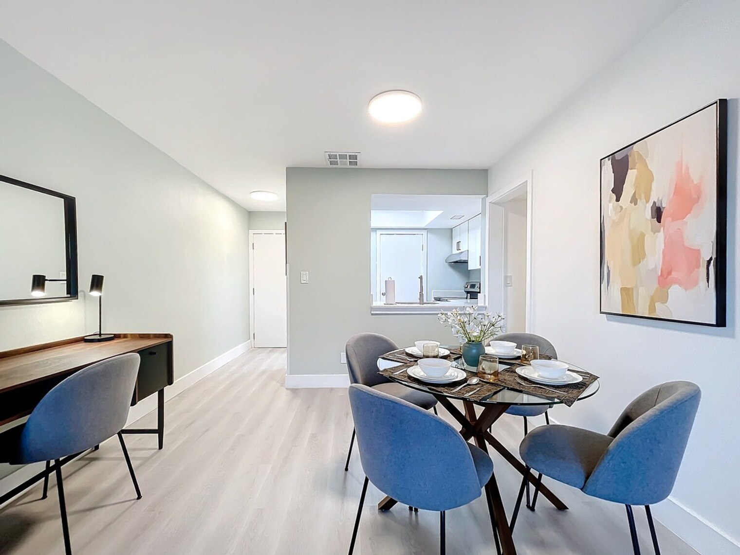 Building Photo - 1401 SE 15th St