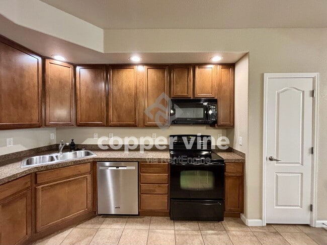 Building Photo - 11374 Xavier Dr