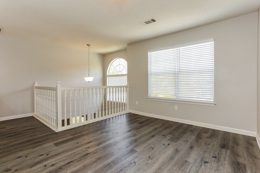 Building Photo - 3548 Craggy Perch