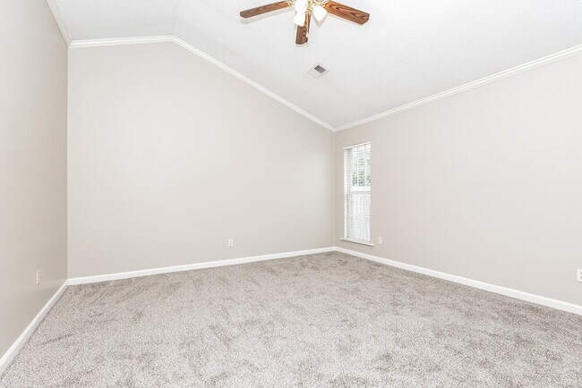 Building Photo - 2780 Shady Well