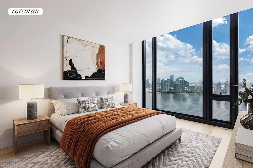 Building Photo - 695 First Avenue 32K