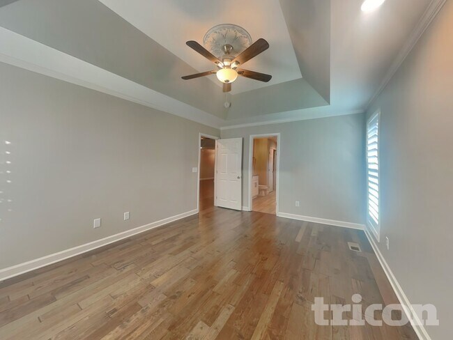 Building Photo - 424 Mya Marie Dr