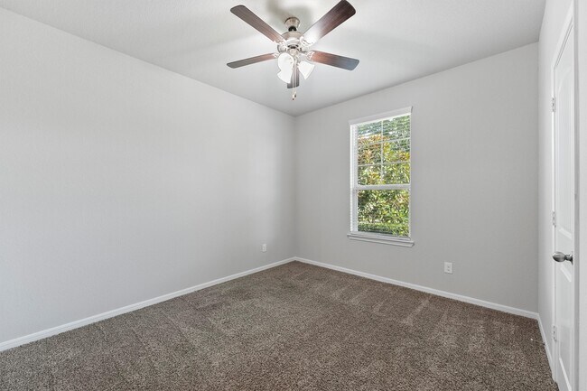 Building Photo - 12043 Talmadge Reach Dr