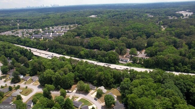 Building Photo - 2119 Briar Glen Ln SW