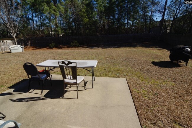 Building Photo - 212 Glossy Green Ln