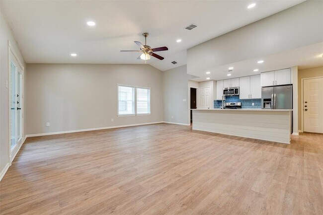 Building Photo - 21 E Brookberry Ct