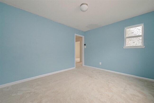 Building Photo - 25406 Cheshire Knoll St
