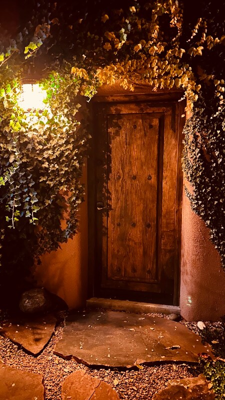 Building Photo - 824 Canyon Rd