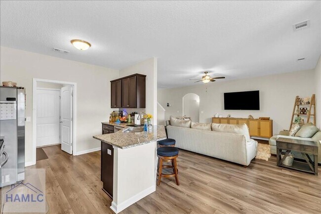 Building Photo - 36 Herty Ln
