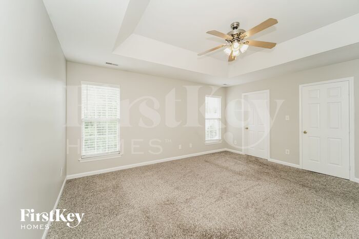 Building Photo - 11831 Guildhall Ln